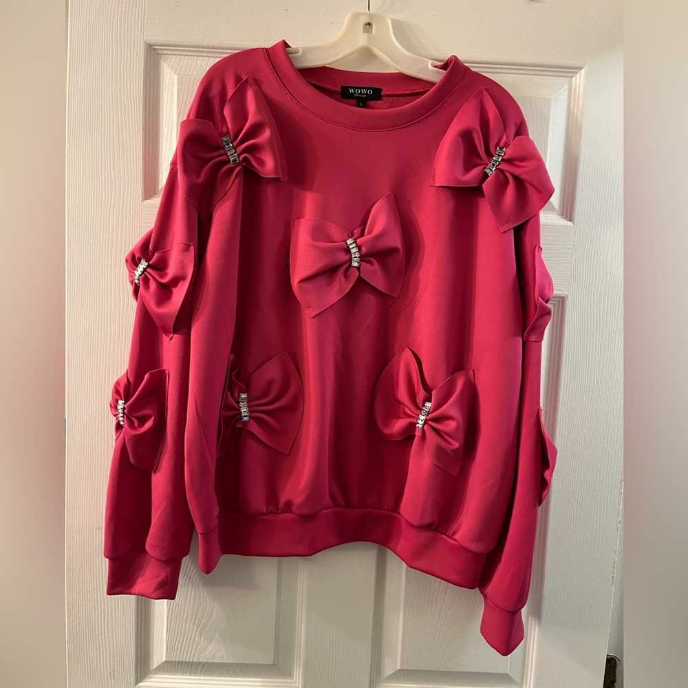 Misses dressy sweatshirt ( 100% polyester) like top